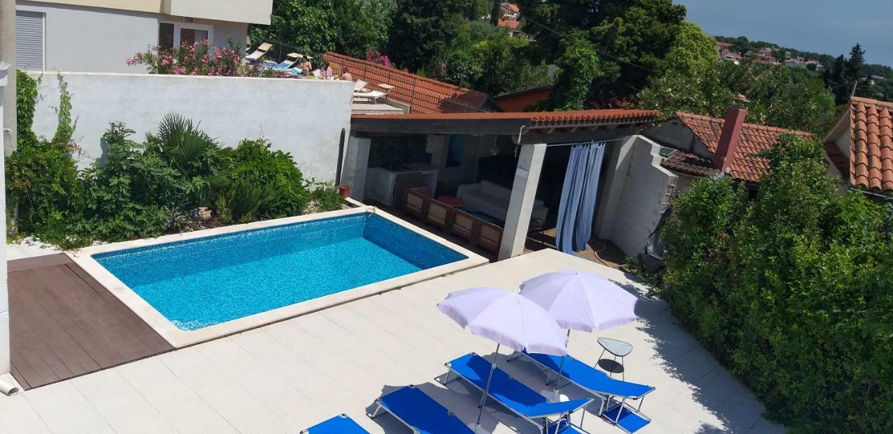 Holiday Homes Mare Premantura Kültér fotó